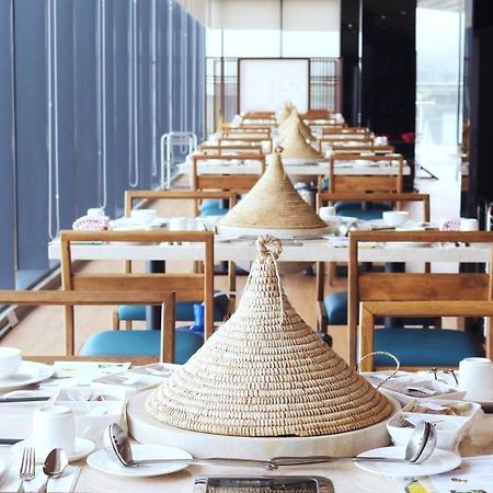 Gloria Residences Ion Delemen Гентинг-Хайлендс Экстерьер фото A Tajik restaurant in Dushanbe