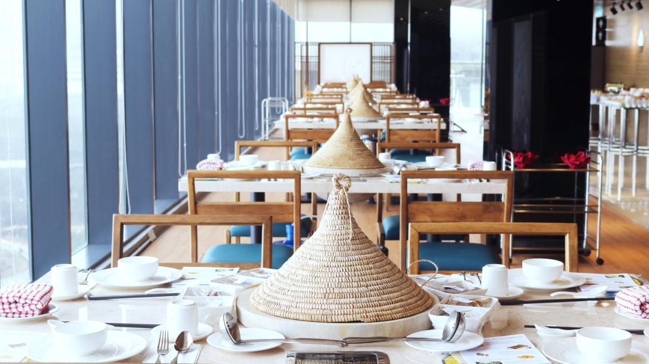 Gloria Residences Ion Delemen Гентинг-Хайлендс Экстерьер фото A Tajik restaurant in Dushanbe
